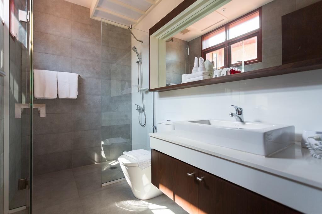 Amatapura Beachfront Villa 15, Sha Certified Ao Nam Mao Exterior photo